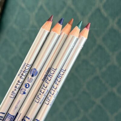 آ مداد چشم رنگی Barin