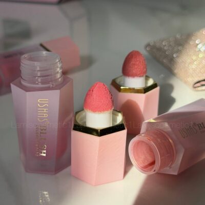 ا رژگونه مایع پددار Ushas