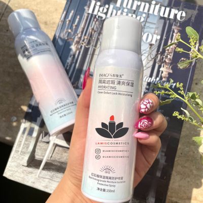 اسپری ضدآفتاب و روشن کننده Images