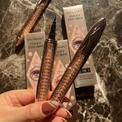 خط چشم نگین دار Kiss beauty