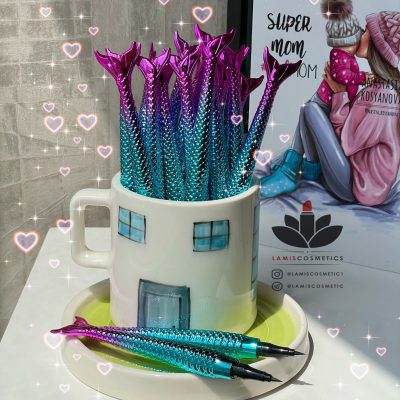 خط چشم دلفینی