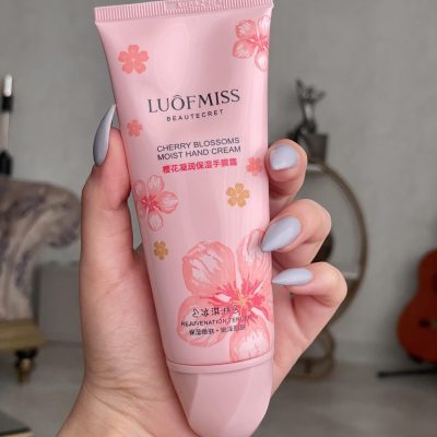 کرم دست شکوفه گیلاس Luofmiss