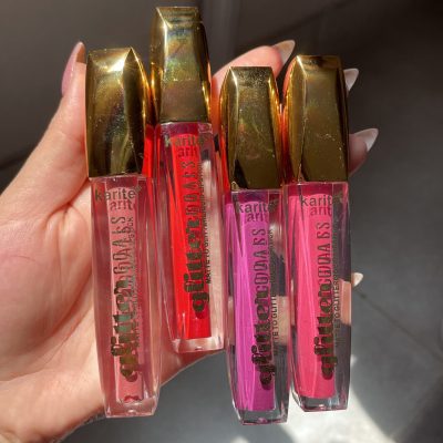 لیپ گلاس رنگی شاین کاریت